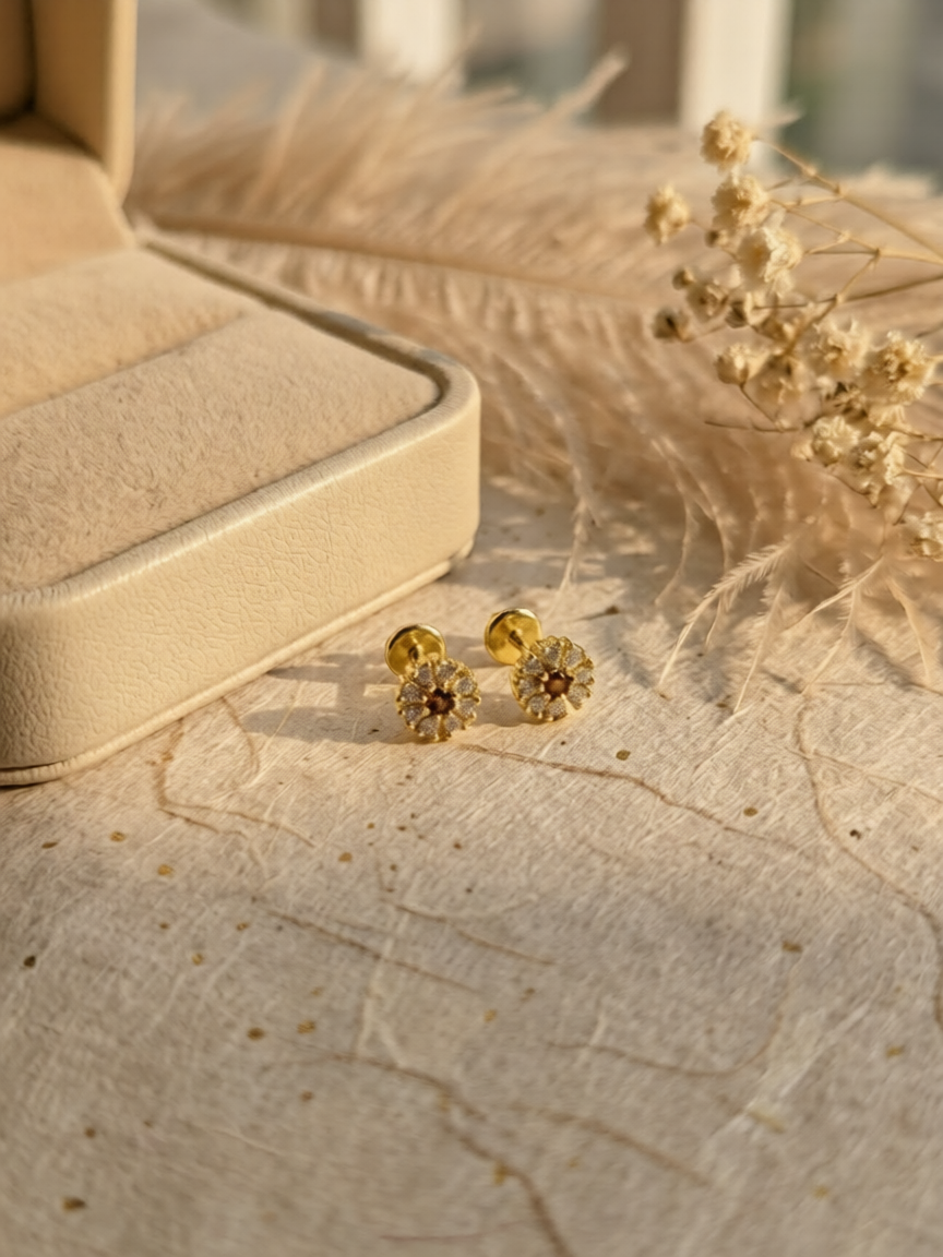 Tiny Floral Stone stud - 21 carat Gold Plated - Hypoallergenic✨