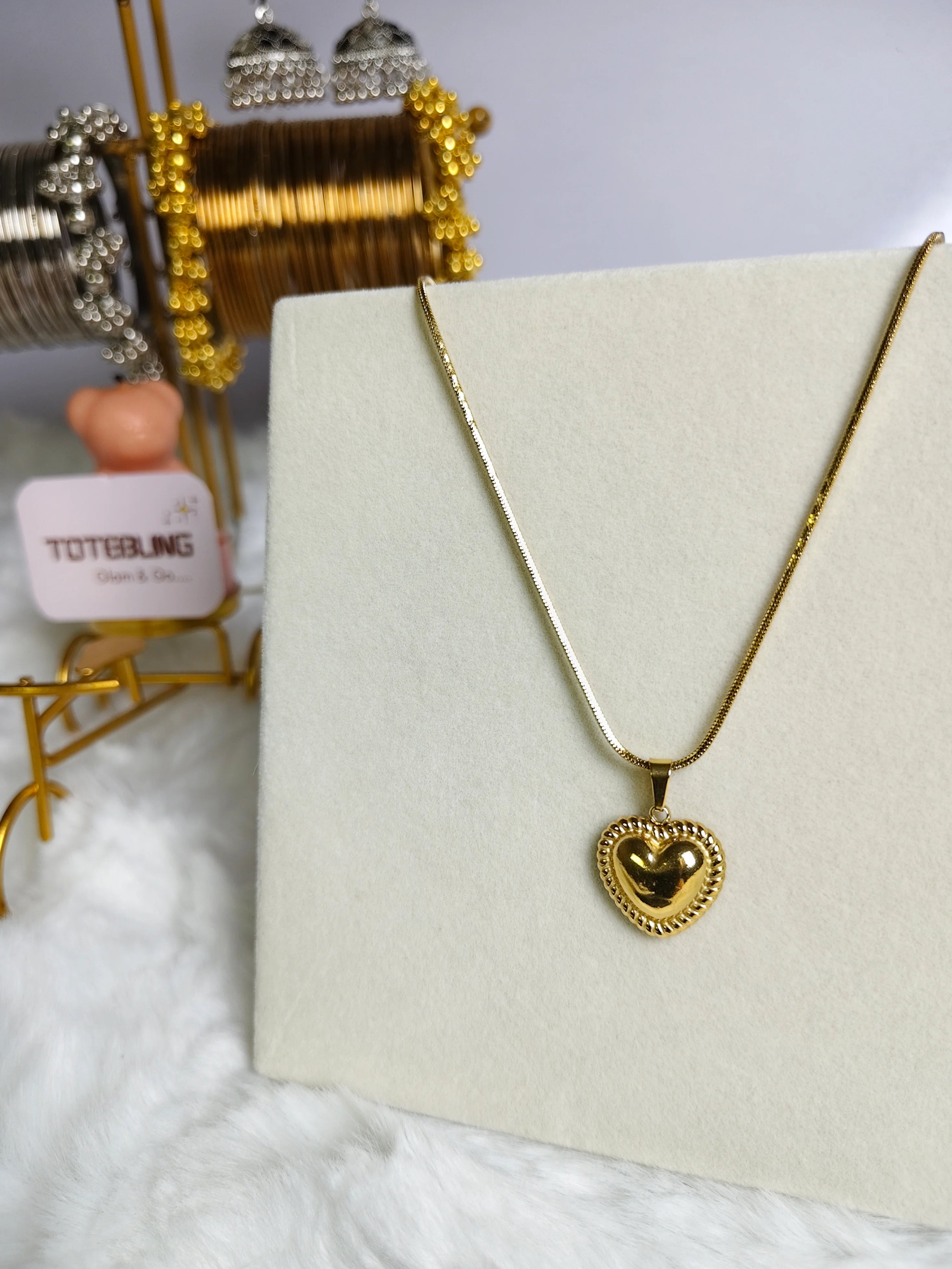 Gold Heart Pendant✨