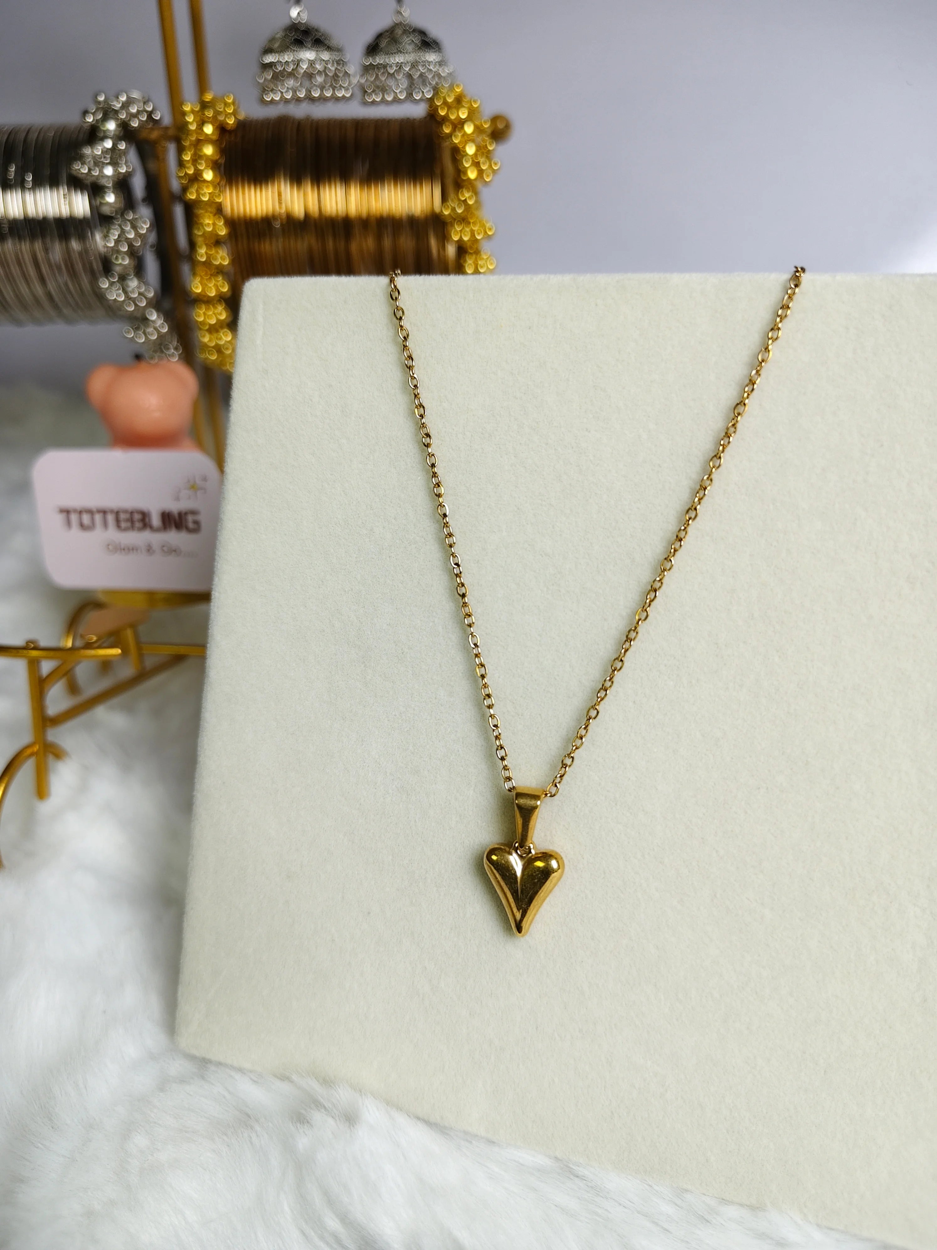 Gold Heartbeat Pendant✨