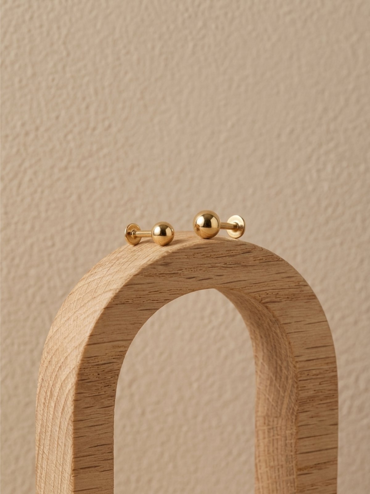 Dot Studs - 21 Carat Gold Plated - Hypoallergenic✨
