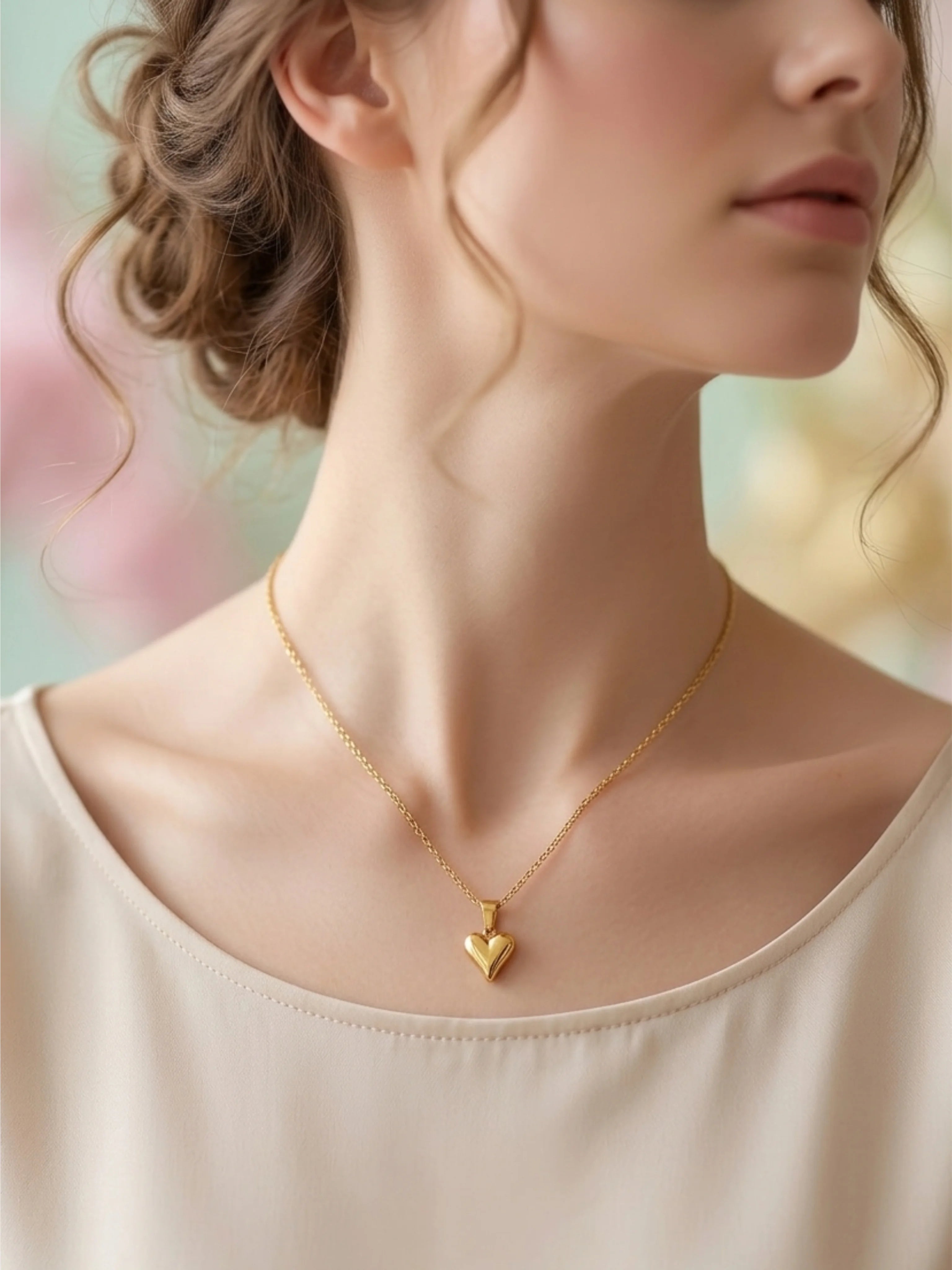 Gold Heartbeat Pendant✨