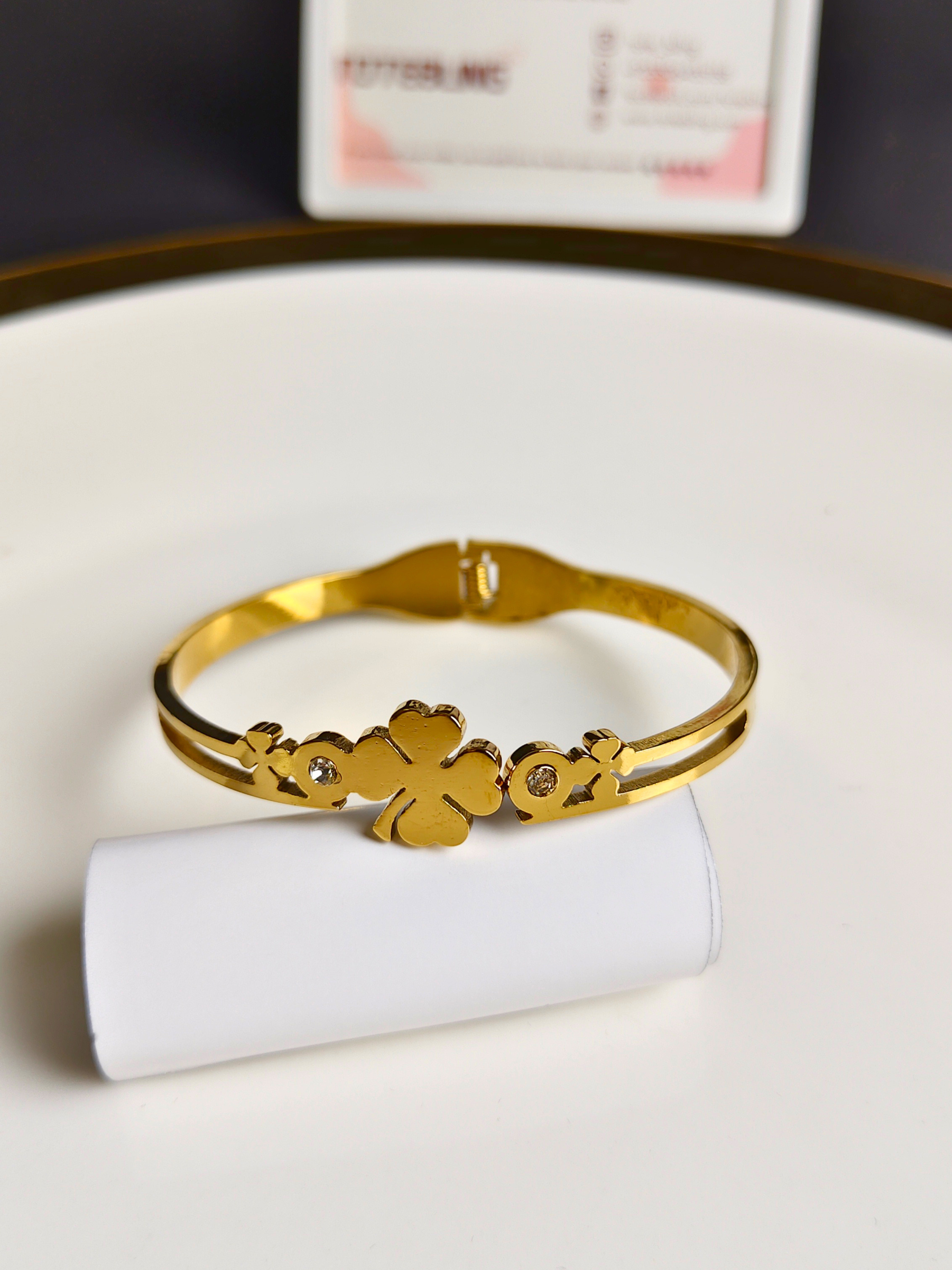 Floral Gold Handcuff✨