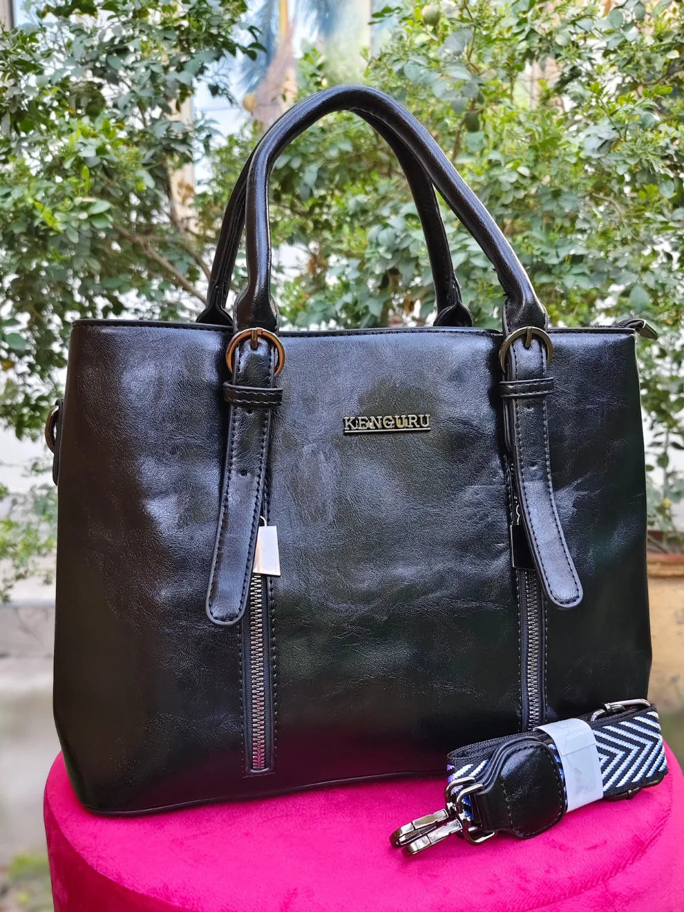 London Night Tote- Black