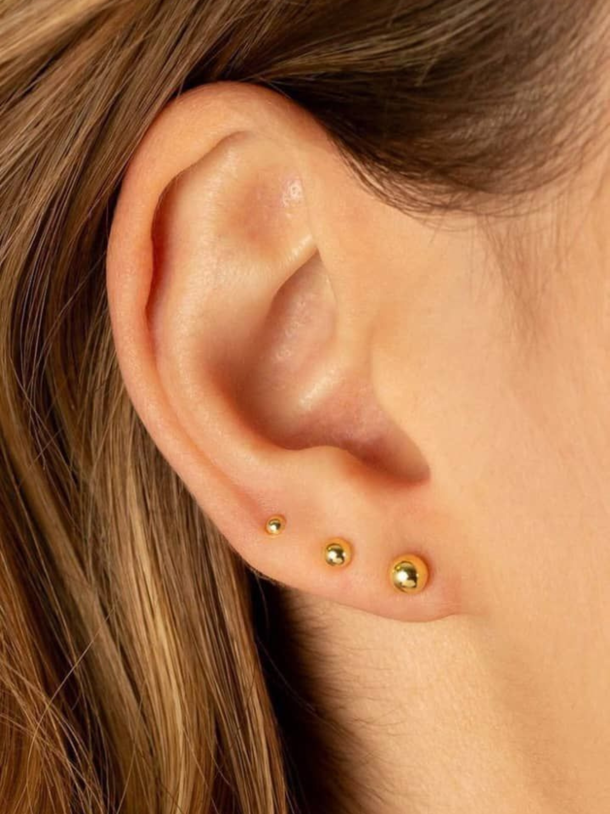 Dot Studs - 21 Carat Gold Plated - Hypoallergenic✨