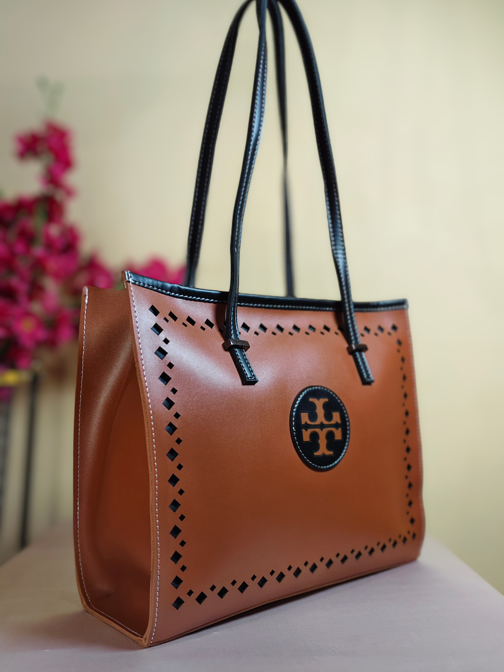 Regalia Handbag- Brown